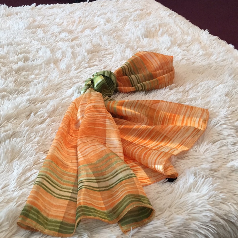 Scarf - Picture 2 of 4